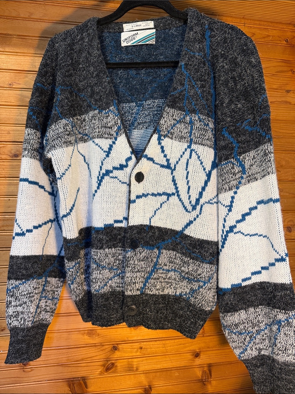Vintage Men's Gray, White & Blue Patterned Button Cardigan
